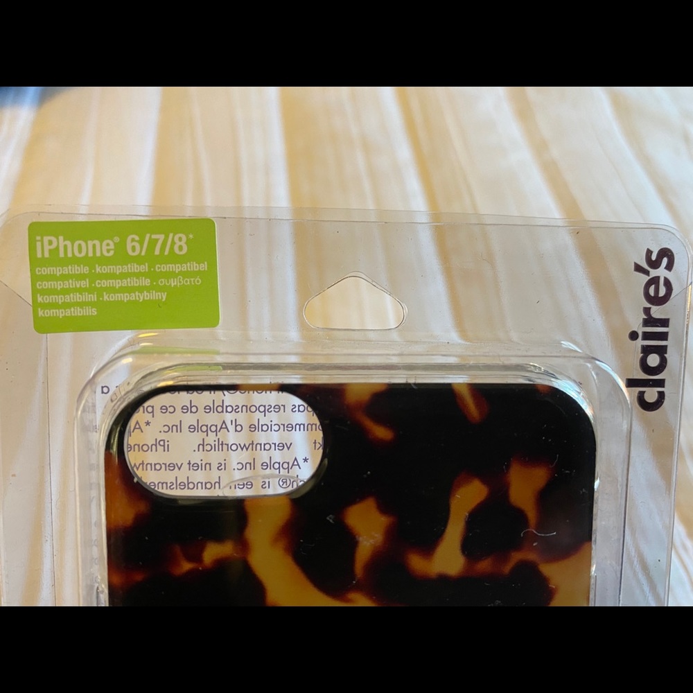 iPhone case - Picture 2 of 3